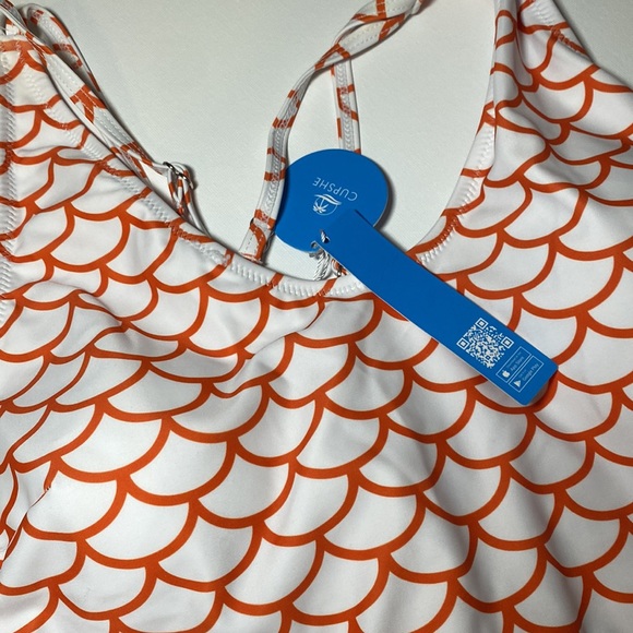 Women’s One Piece Cupshe swim suit, size large nwt - Picture 2 of 5